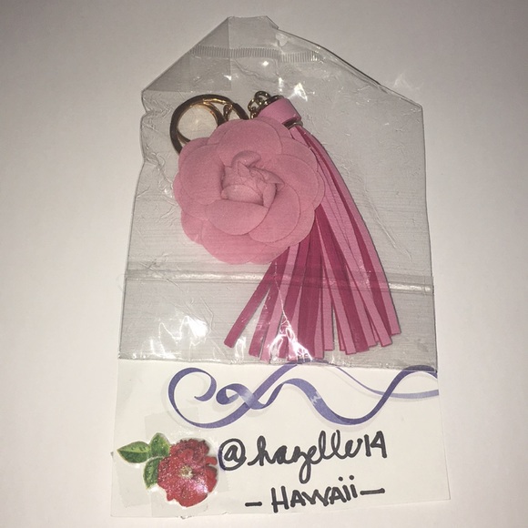 Twilly & Flower Tassel Keychain - Picture 3 of 5
